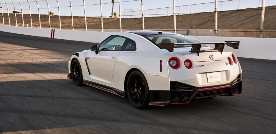  Nissan GT-R Nismo (R35) 2019 года  (NA) (фото 19 из 19)